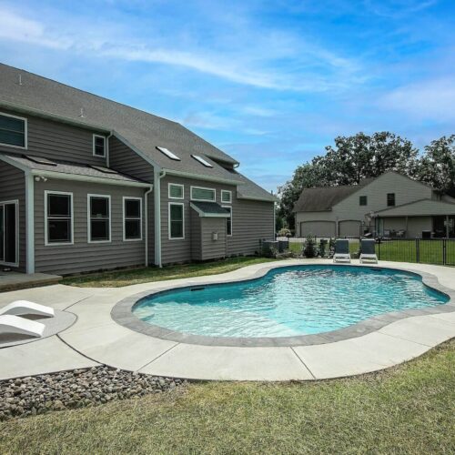 Custom in-ground Pool by Spayd's